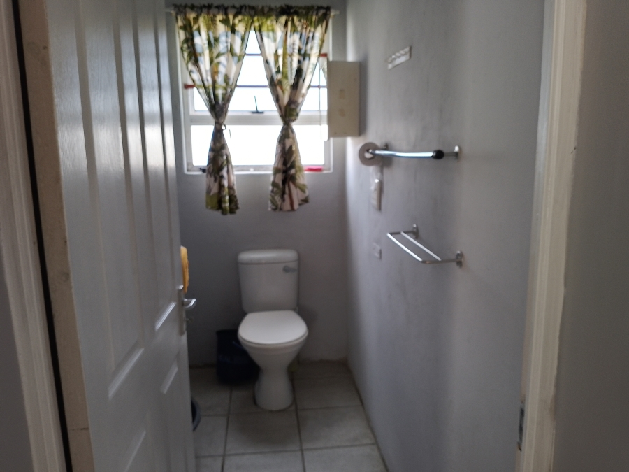 6 Bedroom Property for Sale in Parsonsvlei Eastern Cape